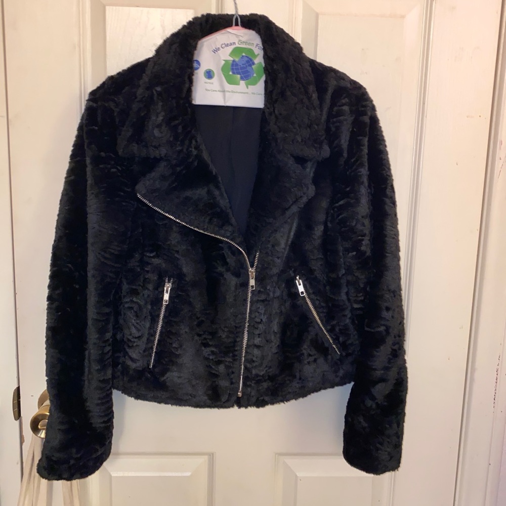 Reformation Hugo Jacket - Picture 3 of 9
